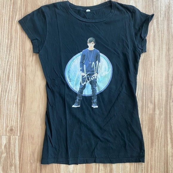 Retro Austin Mahone Pop Star T-Shirt - Picture 2 of 4